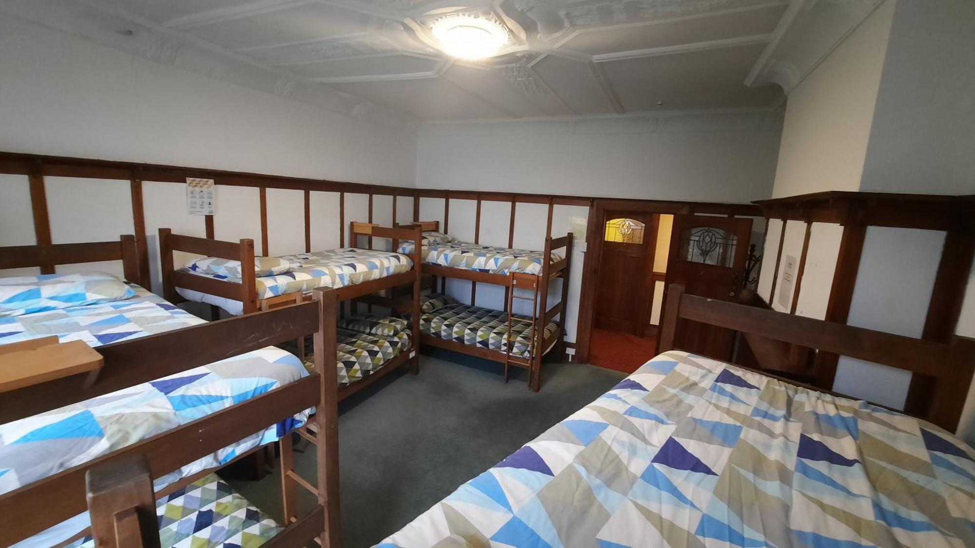 Hostel Manor House Backpackers Dunedin Exterior foto