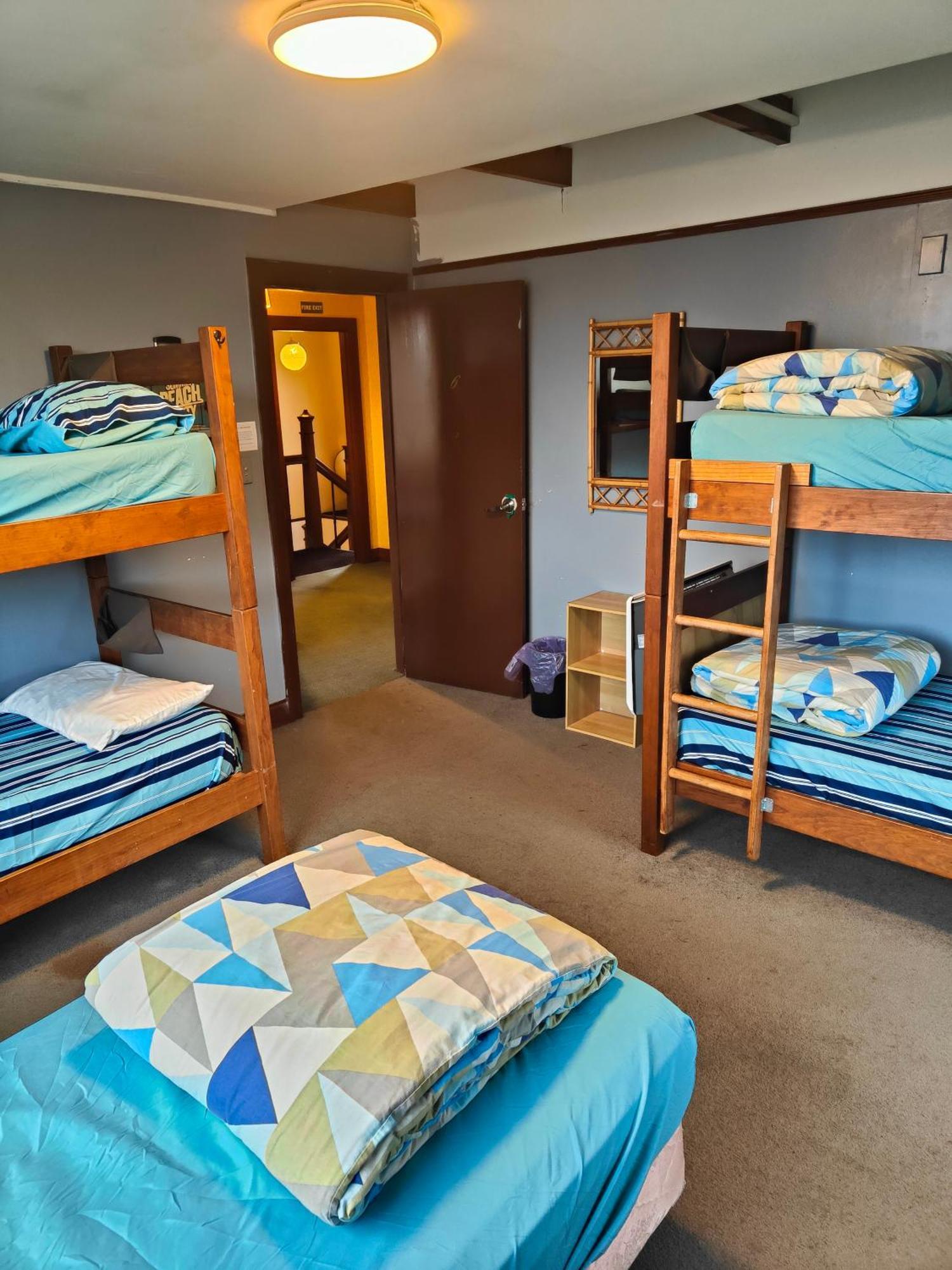 Hostel Manor House Backpackers Dunedin Exterior foto